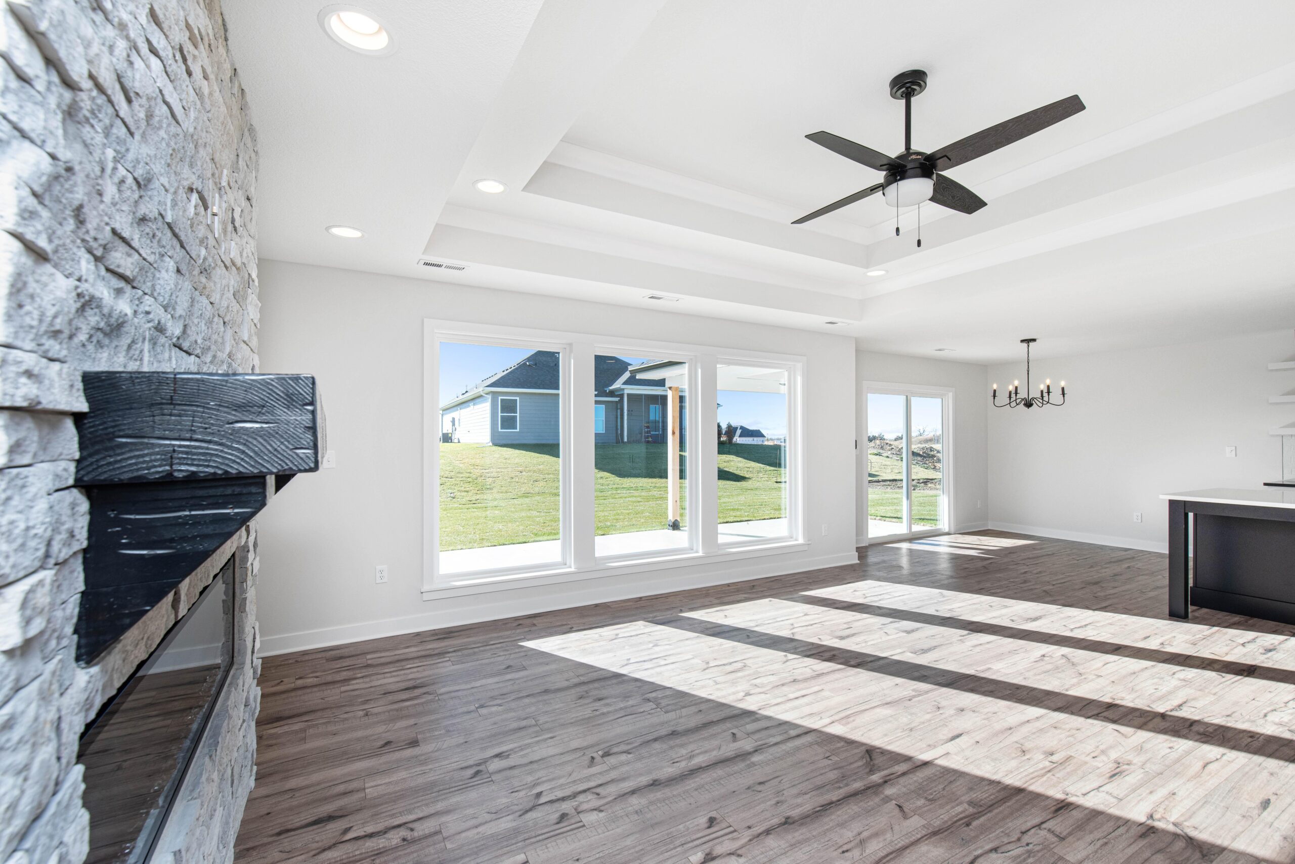 fireplace-5828085-1-scaled.jpg